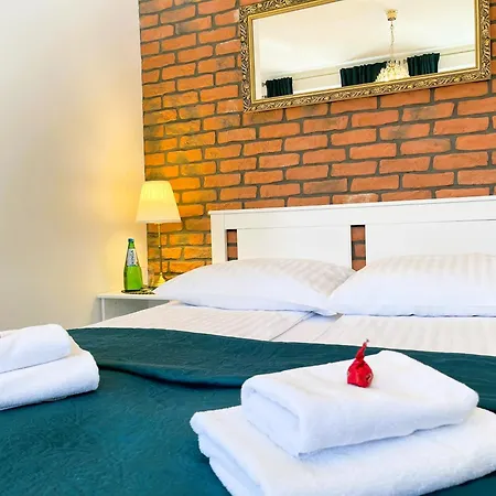 H&t Old Town Szeroka 24